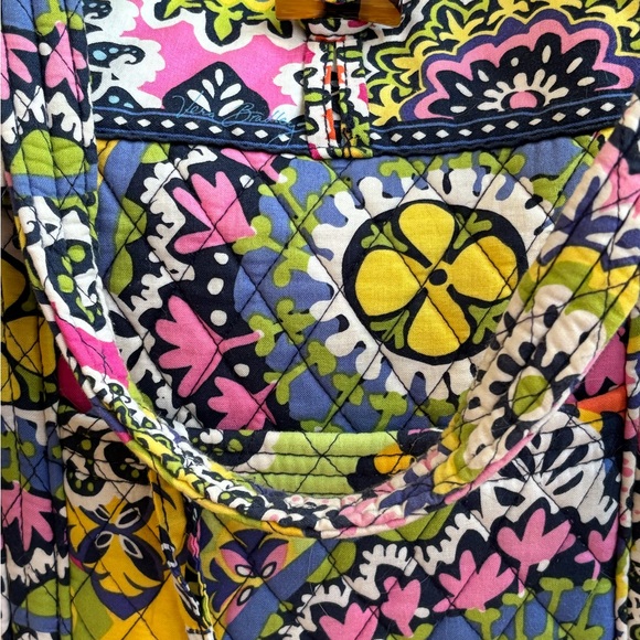 VERA BRADLEY “Rio” Patterned Women's Tote Bag - Picture 3 of 6